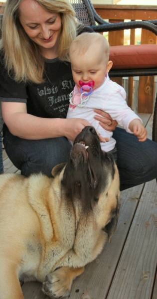 Amigos de alemania jugando con Gitana 
Uhm that pacifier looks really good can I Chew****** I mean suck on it a while PLEASE 


Keywords: moreno kids