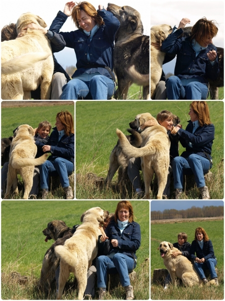 Leoni y Zar jugando con Mikel y Bego
