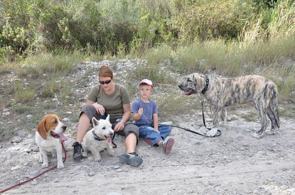 Sunday's walk - XL and family
