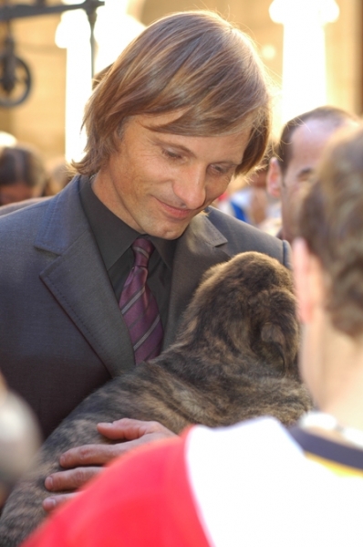 Viggo Mortensen con Alatriste
Keywords: viggo mortensen