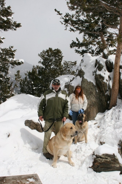 Abuelo, Edna, Leon, Gitna
Estes National Park, Estes Colorado
Keywords: moreno