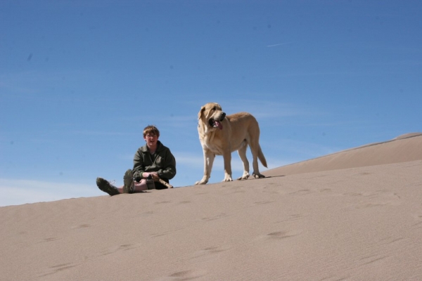 Nicholas and Leon waiting on the sand
Keywords: moreno