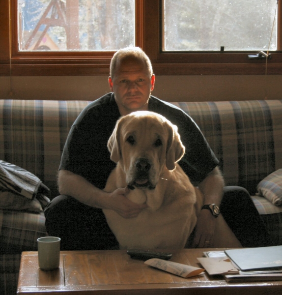 Leon (Romulo de Campollano) & Dad
This picture was taken right after Leon saw a 12 point elk right outside the window behind us in the picture. Leon jumped up on the couch growled at the elk, the elk looked up and looked Leon right in the eye than walked away.........

Good way to start the morning 
Keywords: moreno